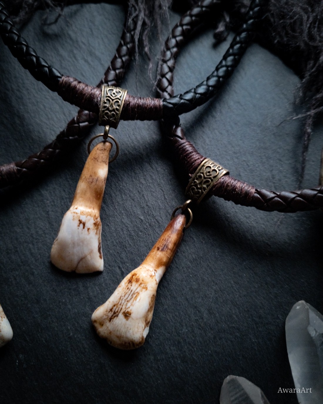 Colier talisman nomad cu dinte de vacă -  - Artynos.ro