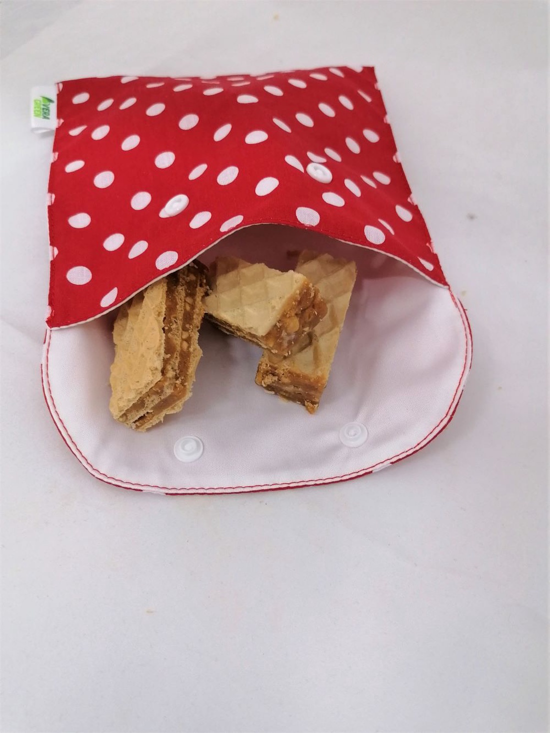 Snackbag pentru sandvisuri, merinde, snack, ecologic, no waste, marimea M, rosu cu buline - geantă și husă - cutie de prânz - pungă și cutie de prânz - Artynos.ro Snackbag pentru sandvisuri, merinde, snack, ecologic, no waste, marimea M, rosu cu buline - geantă și husă - cutie de prânz - pungă și cutie de prânz - Artynos.ro