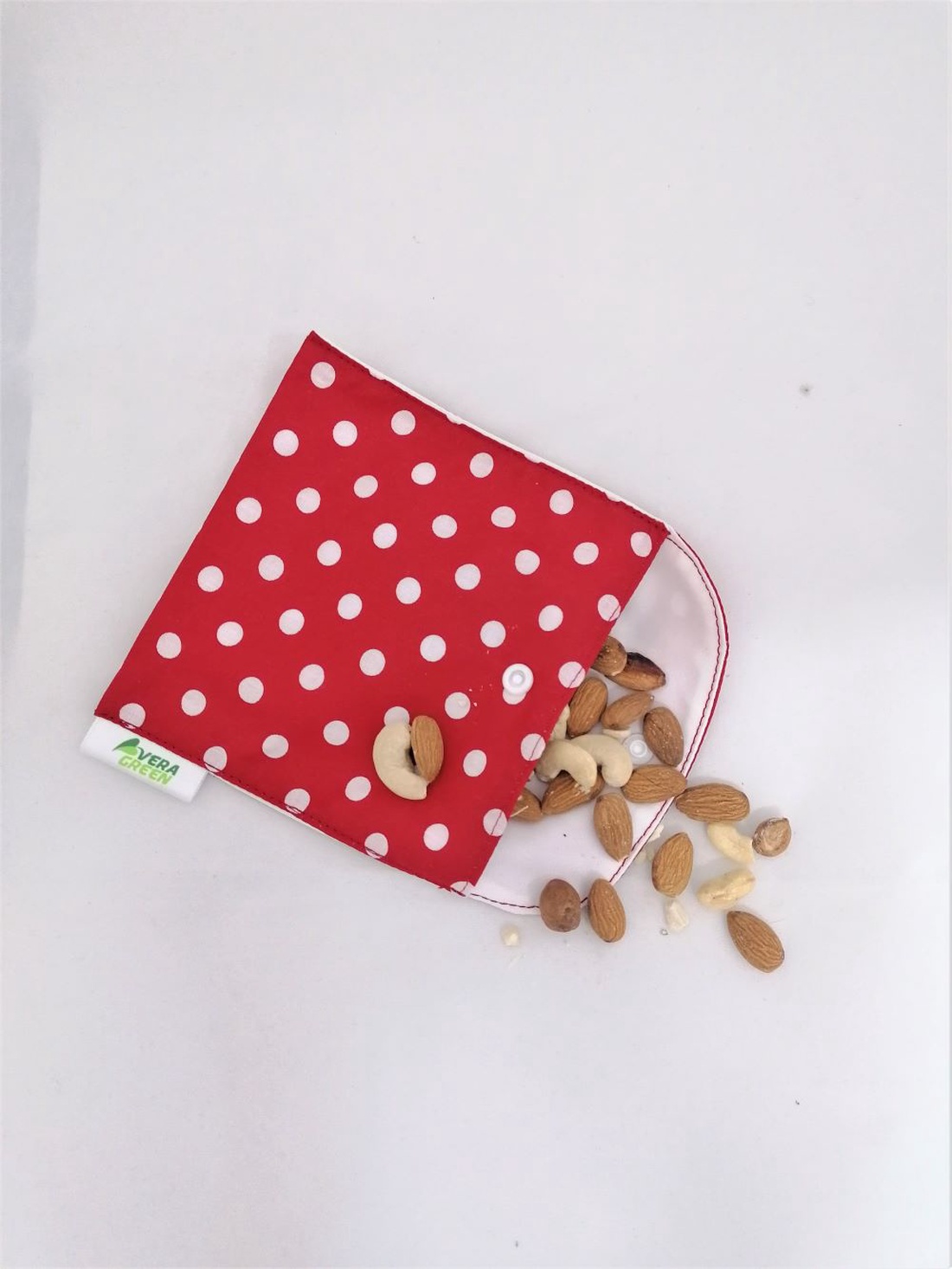 Snackbag pentru sandvisuri, merinde, snack, ecologic, no waste, marimea S, rosu cu buline - geantă și husă - cutie de prânz - pungă și cutie de prânz - Artynos.ro Snackbag pentru sandvisuri, merinde, snack, ecologic, no waste, marimea S, rosu cu buline - geantă și husă - cutie de prânz - pungă și cutie de prânz - Artynos.ro