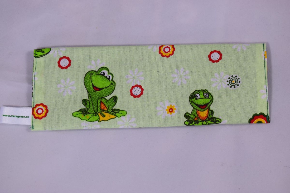 Suport pentru tacamuri, periute de dinti, penar, portfard reutilizabil din textil, broscuta - geantă și husă - cutie de prânz - depozitare tacâmuri - Artynos.ro Suport pentru tacamuri, periute de dinti, penar, portfard reutilizabil din textil, broscuta - geantă și husă - cutie de prânz - depozitare tacâmuri - Artynos.ro