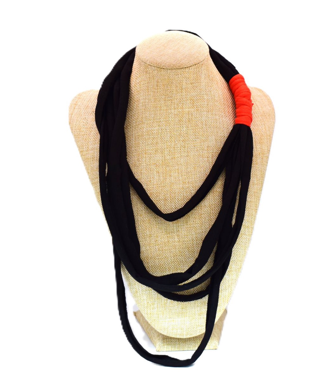 Colier boho din bumbac reciclat, zero waste, negru-rosu - bijuterii - coliere - coliere cu multiple șiruri - Artynos.ro