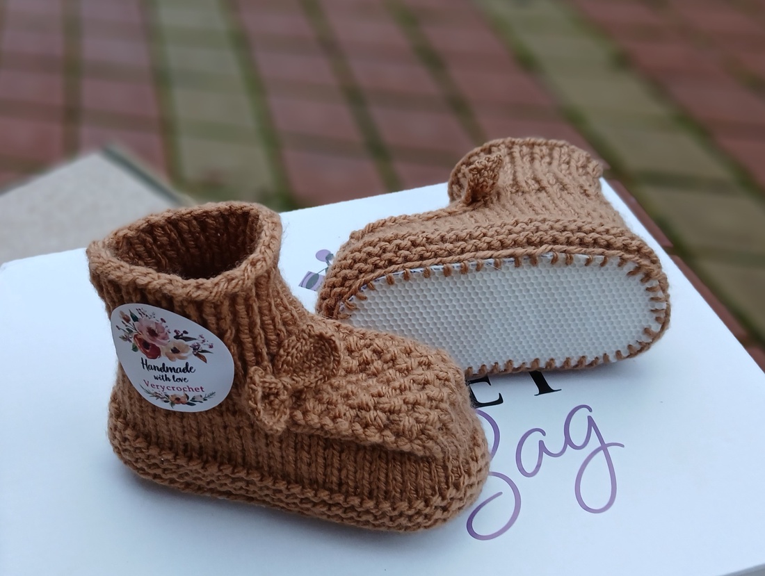 Botosei 8-12 luni  talpa antiderapanta - îmbrăcăminte și modă - haine bebeluși și copii - pantofi bebeluși - Artynos.ro