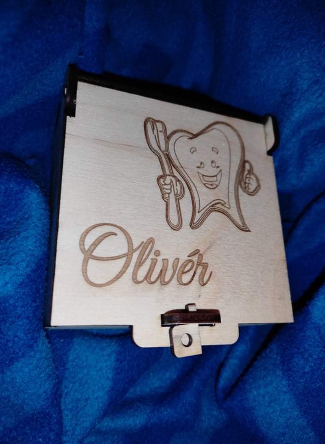 Cutie unică, personalizată, personalizată cu suport pentru dinți pentru zâna dinților - - Artynos.ro Cutie unică, personalizată, personalizată cu suport pentru dinți pentru zâna dinților - - Artynos.ro