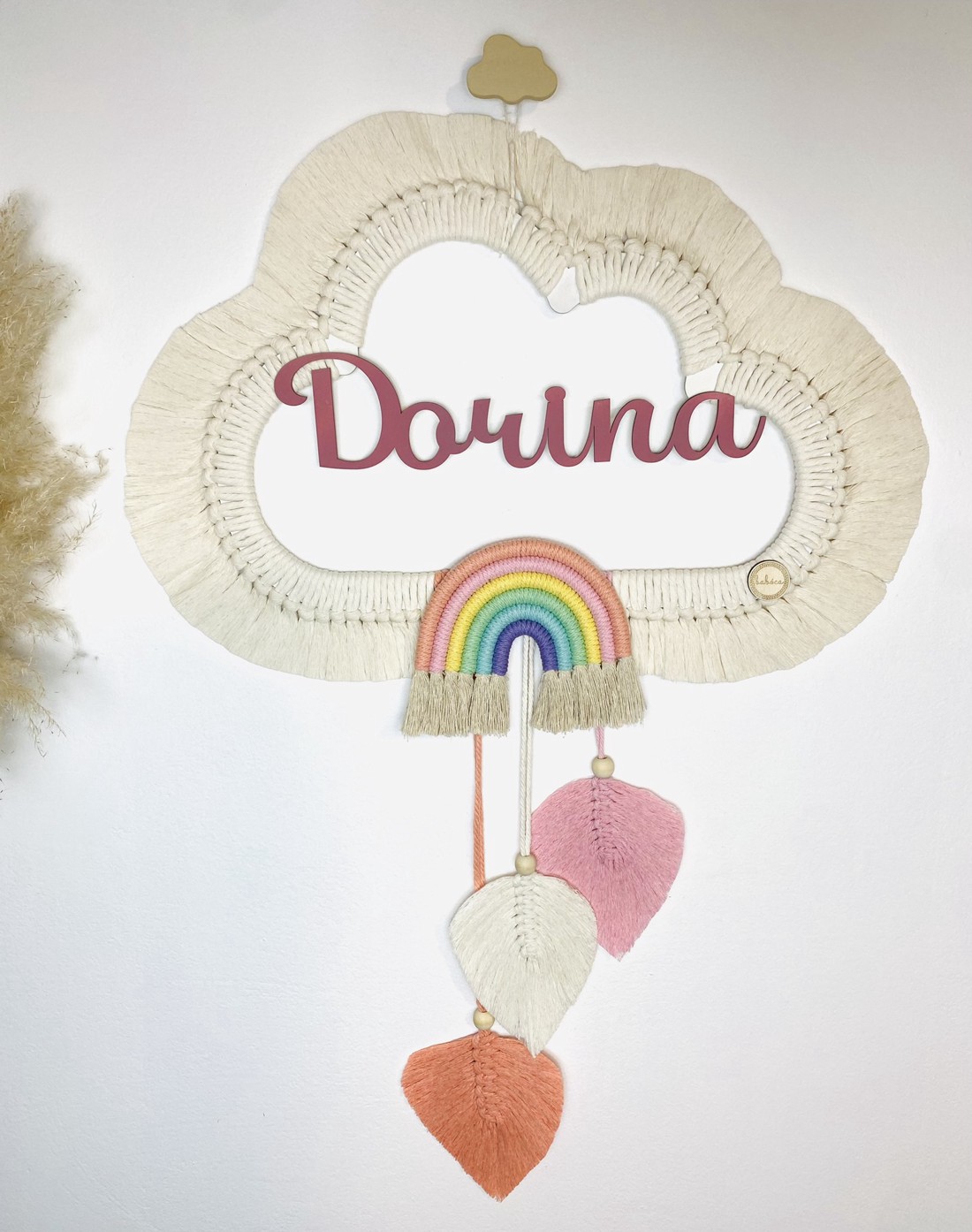 Decor de perete personalizat - nor macrame cu curcubeu și frunze (mare) - girly -  - Artynos.ro