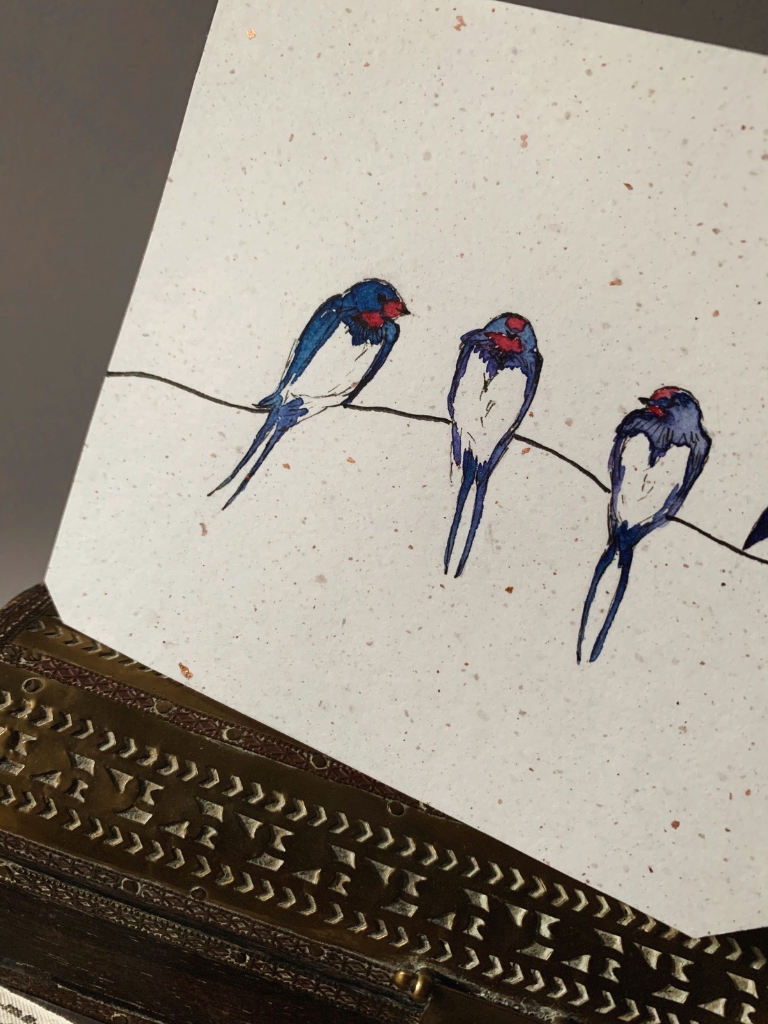 Felicitare ilustrată cu rândunele - felicitare handmade cu păsări ilustrate în acuarelă- felicitare unicat - casă & stil de viață - produse de papetărie - invitații, felicitări - Artynos.ro