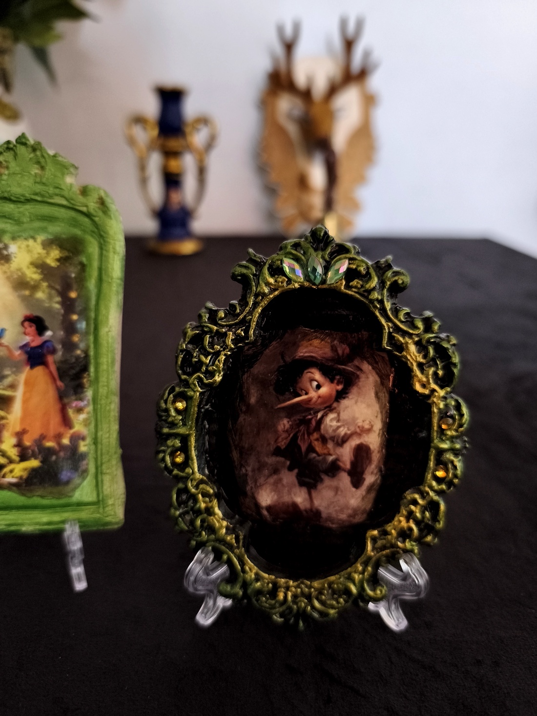 Albă ca Zăpada și Pinocchio  - casă & stil de viață - decorațiuni de casă - decorațiuni de masă și rafturi - decorațiuni de masă - Artynos.ro