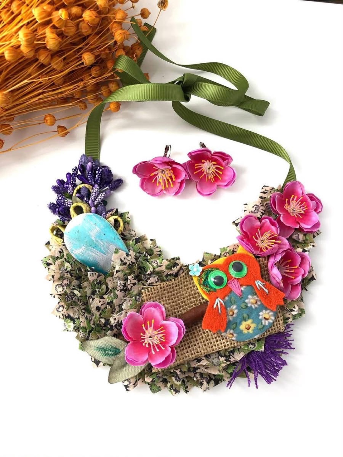 Colier cu bufnita si flori de cires - bijuterii - coliere - chockere - Artynos.ro