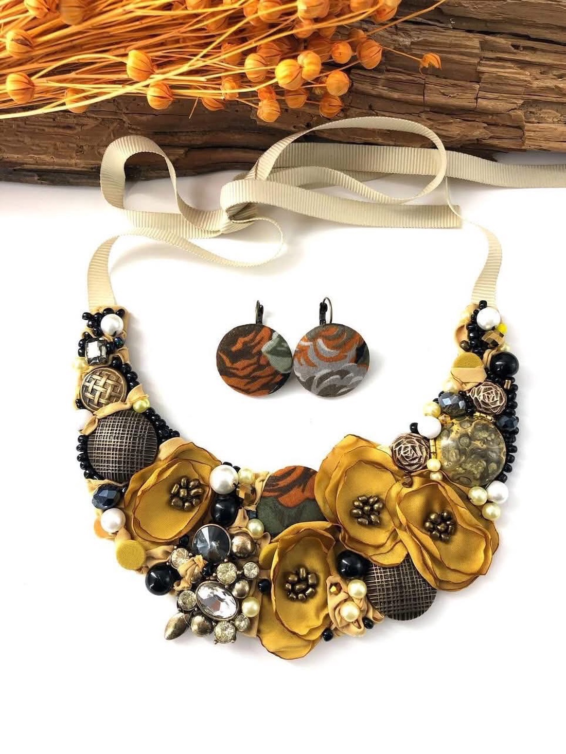 Colier statement - Golden Vintage - bijuterii - coliere - chockere - Artynos.ro