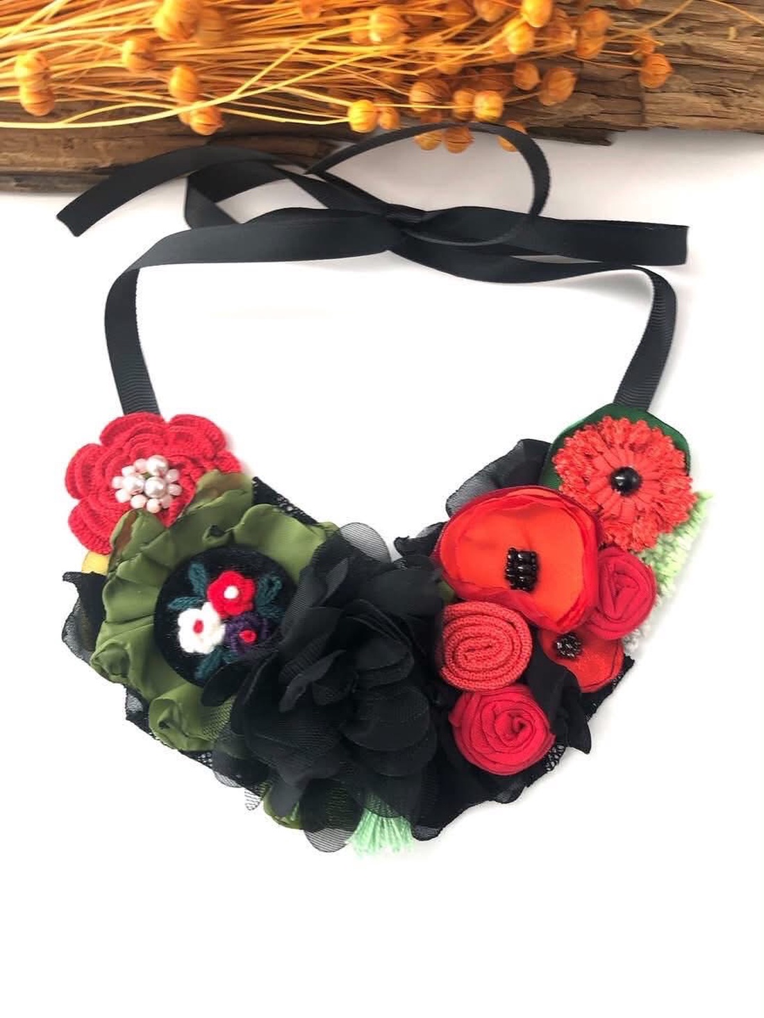 Colier statement handmade - Crimson Romance - bijuterii - coliere - chockere - Artynos.ro