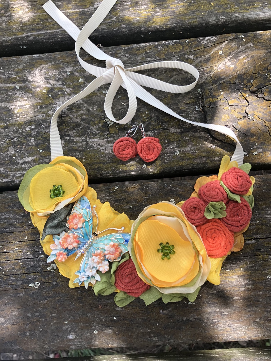 Colier handmade - Sunset Meadow - bijuterii - coliere - chockere - Artynos.ro