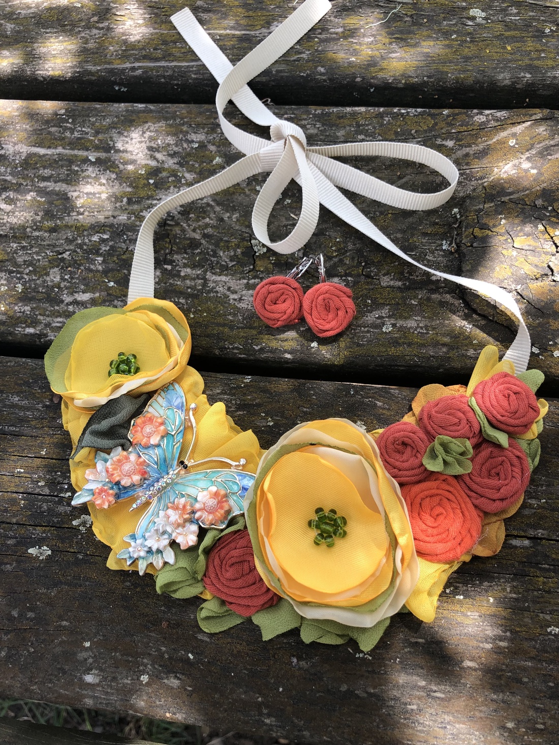 Colier handmade - Sunset Meadow - bijuterii - coliere - chockere - Artynos.ro