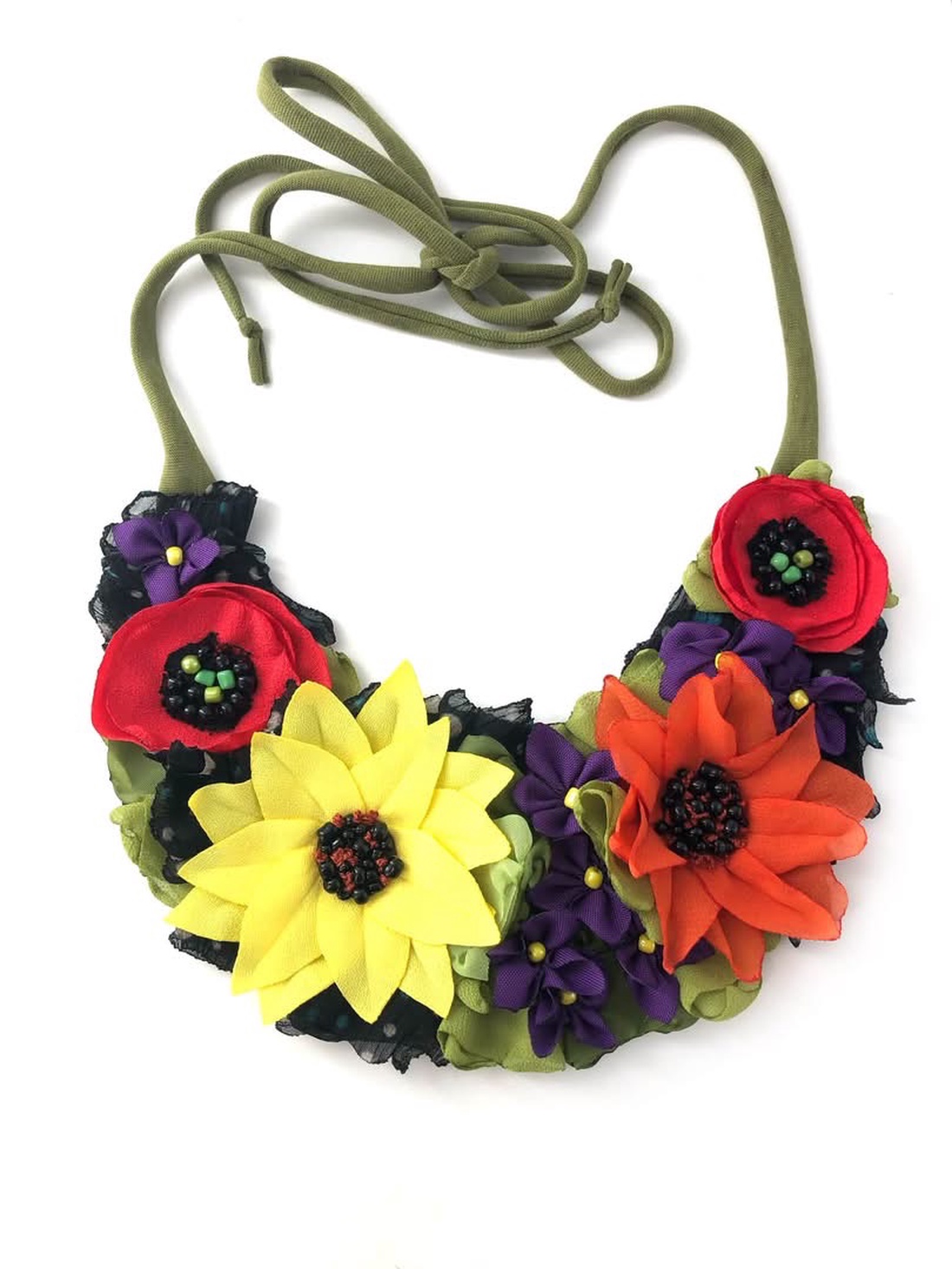 Colier cu flori de camp - bijuterii - coliere - chockere - Artynos.ro