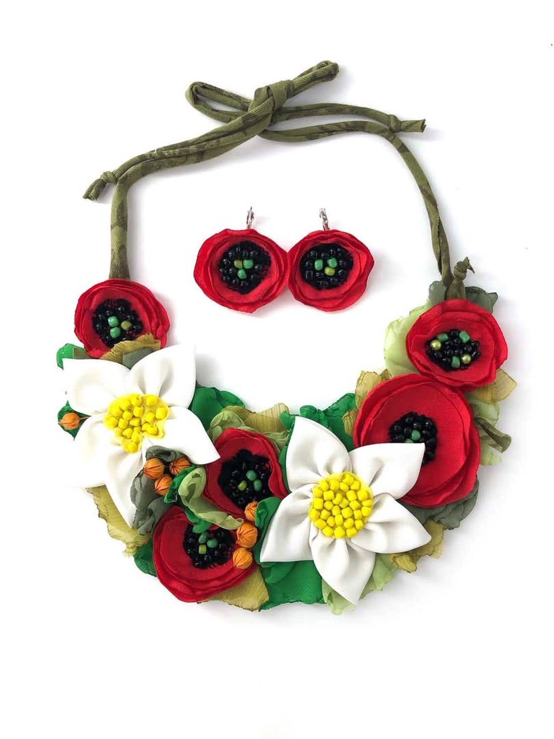 Colier cu maci si margarete - bijuterii - coliere - chockere - Artynos.ro