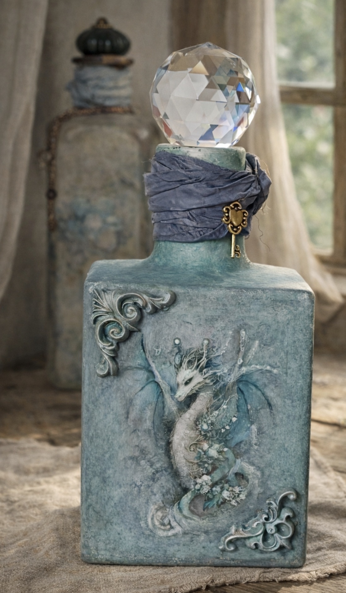 Sticlă decorativă vintage dragon - arte vizuale și accesorii  - picturi - pictură pe sticlă - Artynos.ro