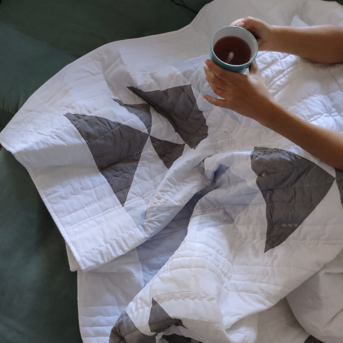 Patchwork quilt 'Iceberg' - casă & stil de viață - textile de casă - cuvertură de pat - Artynos.ro