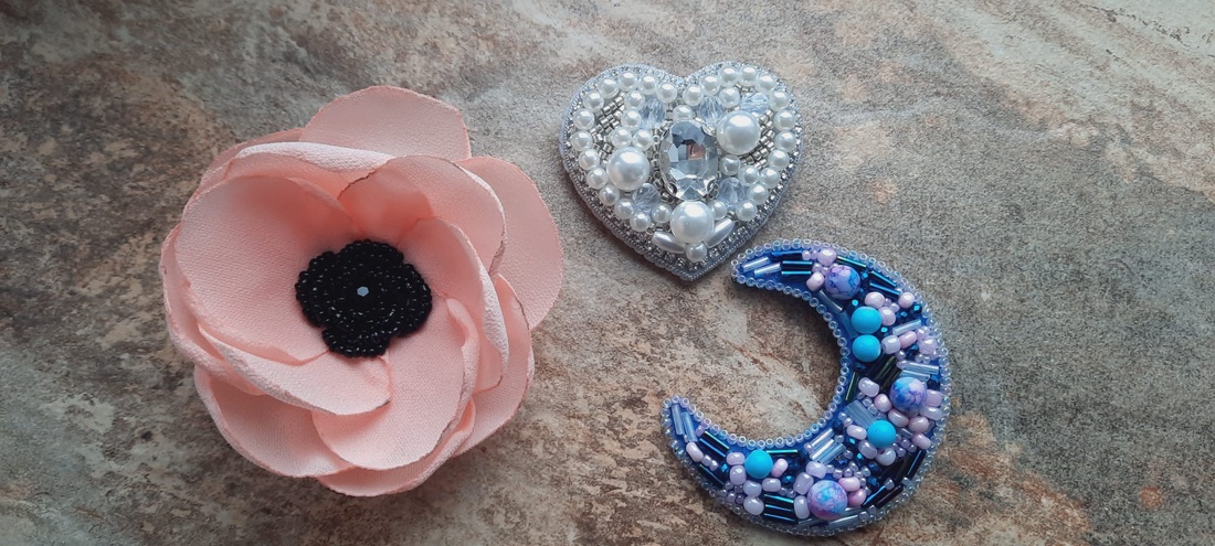 White Pearl and Silver Crystal Heart Brooch  - bijuterii - broșe - Artynos.ro