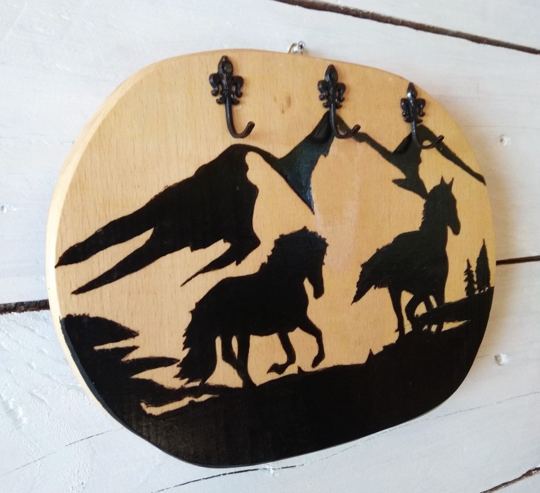 Breloc de perete ecvestru - casă & stil de viață - accesorii pentru decorat casa - decorațiuni de pereți, decorațiuni suspendate - suport pentru chei - Artynos.ro Breloc de perete ecvestru - casă & stil de viață - accesorii pentru decorat casa - decorațiuni de pereți, decorațiuni suspendate - suport pentru chei - Artynos.ro