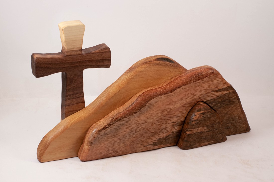 Decorațiune de Paște cu cruce, cruce din lemn - decor de sărbători - decorațiuni de paște - decor masă de paște - Artynos.ro