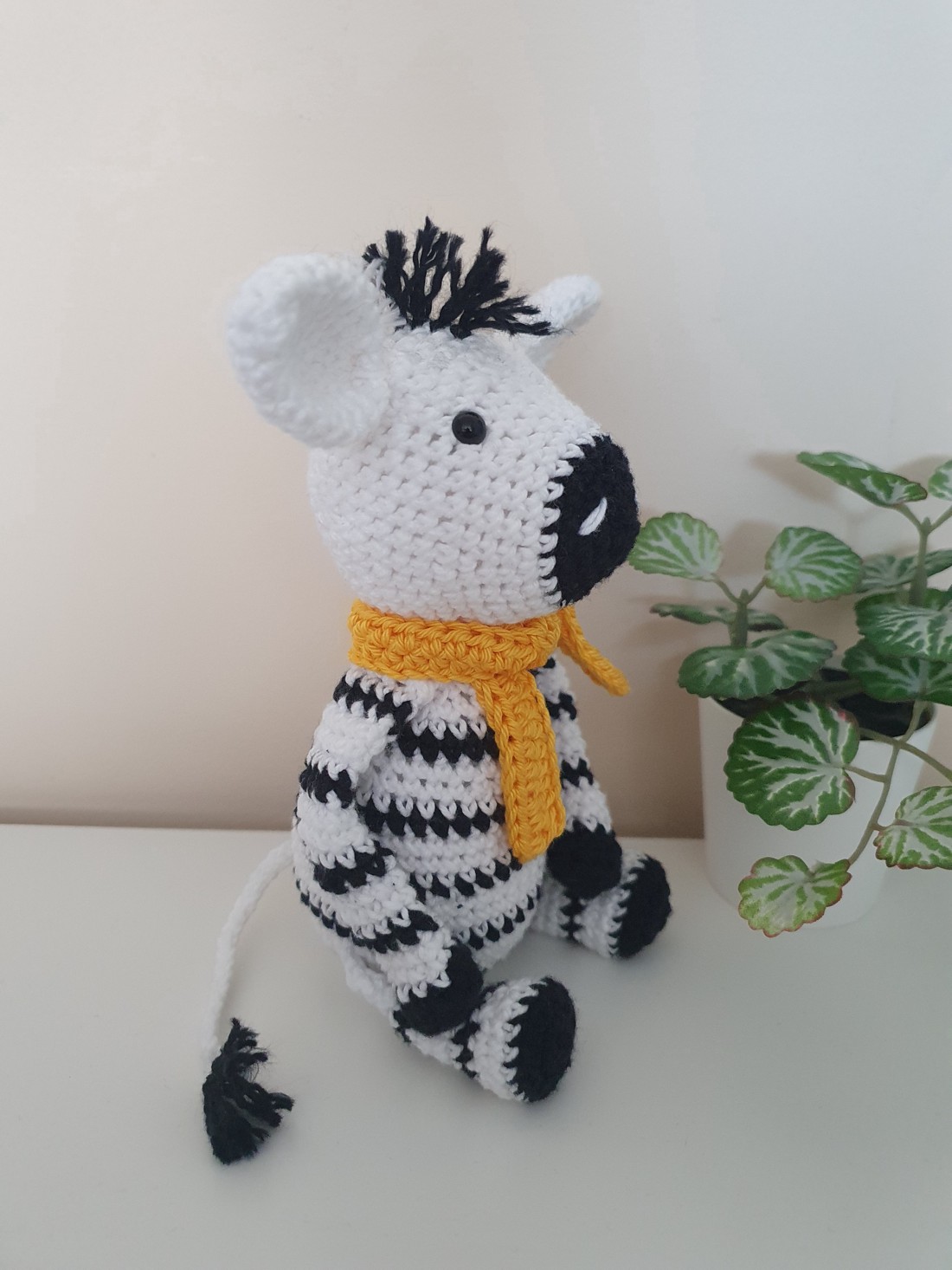 Croșetat zebră - jucării și echipamente pentru copii - plușuri - Artynos.ro