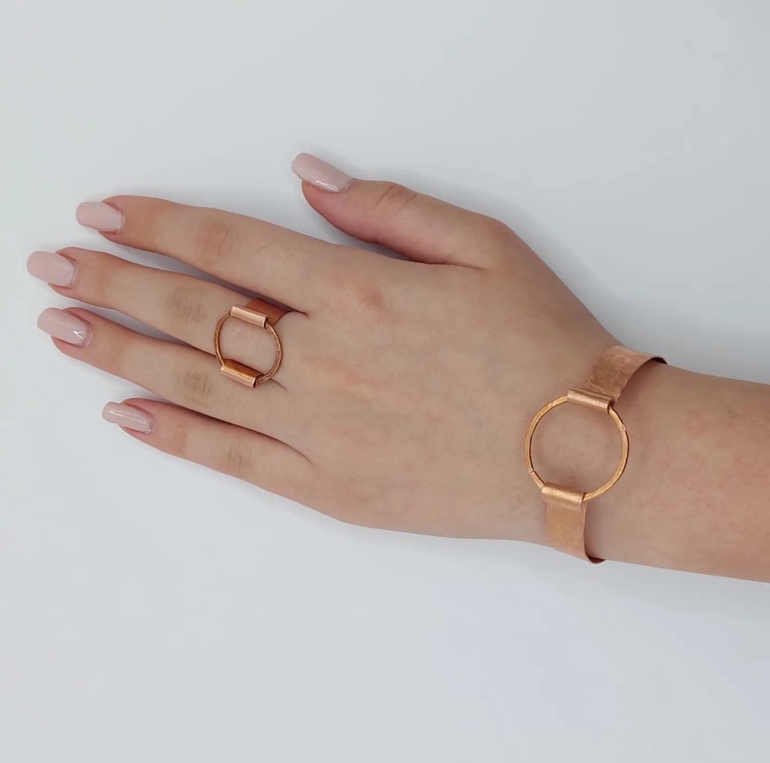 Bijuterii minimaliste din cupru - bijuterii - seturi de bijuterii - Artynos.ro Bijuterii minimaliste din cupru - bijuterii - seturi de bijuterii - Artynos.ro
