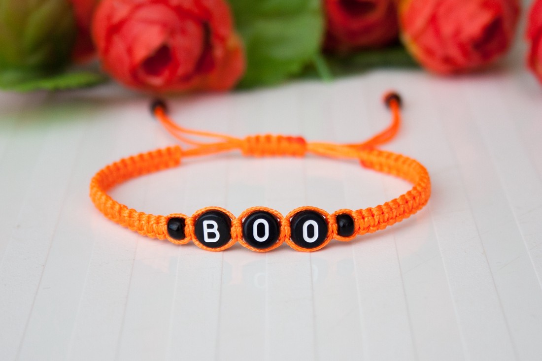 Brățară macramé împletită - Halloween BOO negru/portocaliu -  - Artynos.ro