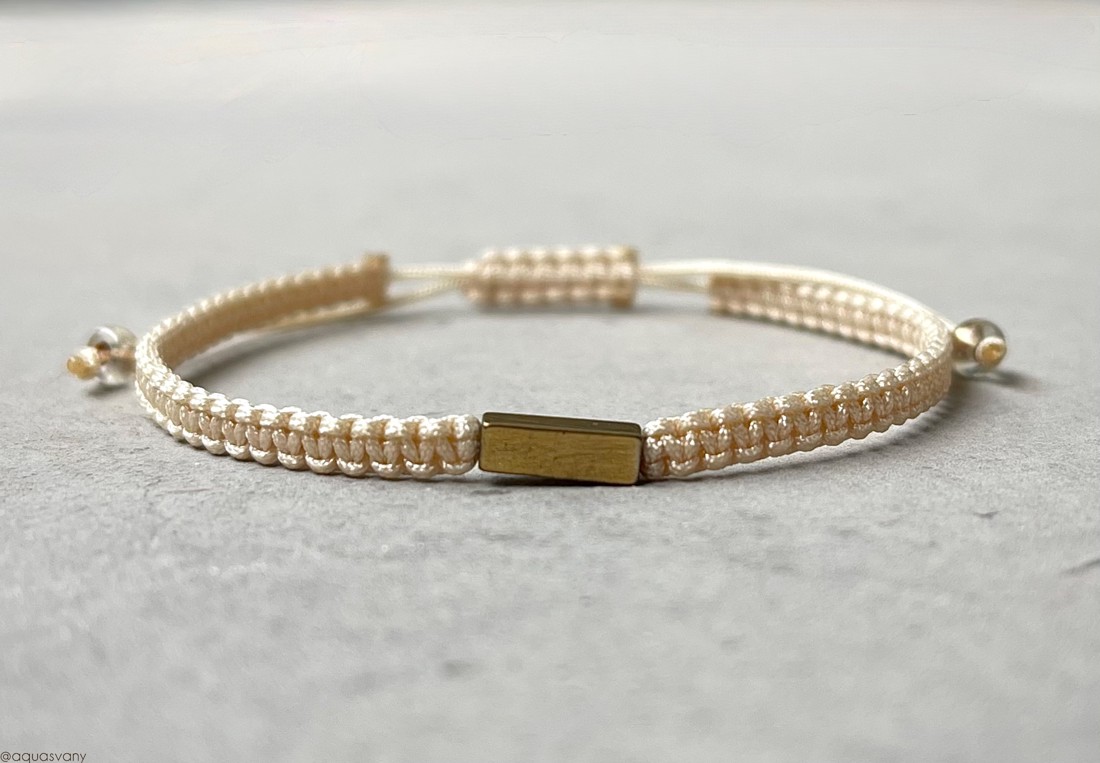 Brățară minerală macramé minimalistă din hematit -  - Artynos.ro