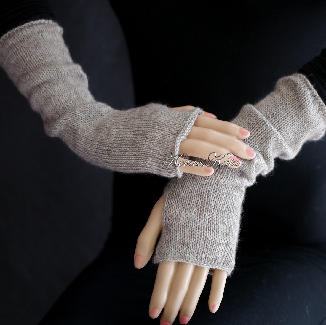 BOSZI-KESZTYŰ / yak - mănușă exclusiv tricotată manual, încălzitor de mână - îmbrăcăminte și modă - eșarfe, pălării, fularuri - mănușă - Artynos.ro