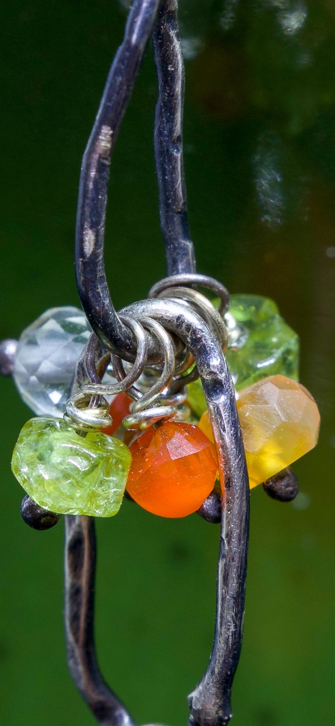 Cercei de argint cu carnelian curbat -  - Artynos.ro