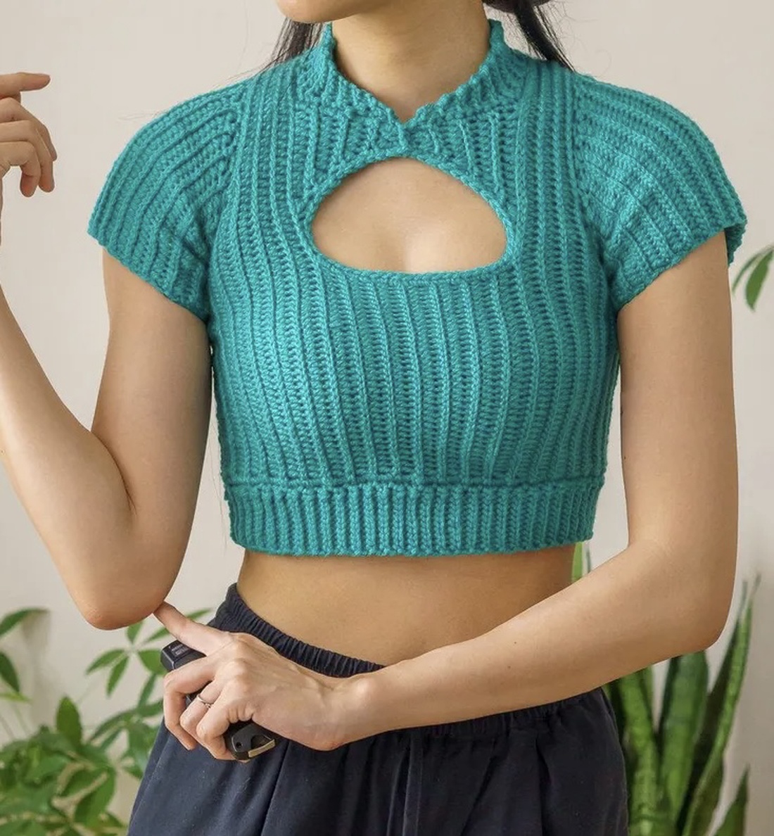 Top de vara crosetat - îmbrăcăminte și modă - haine damă - top de damă, bralette - Artynos.ro