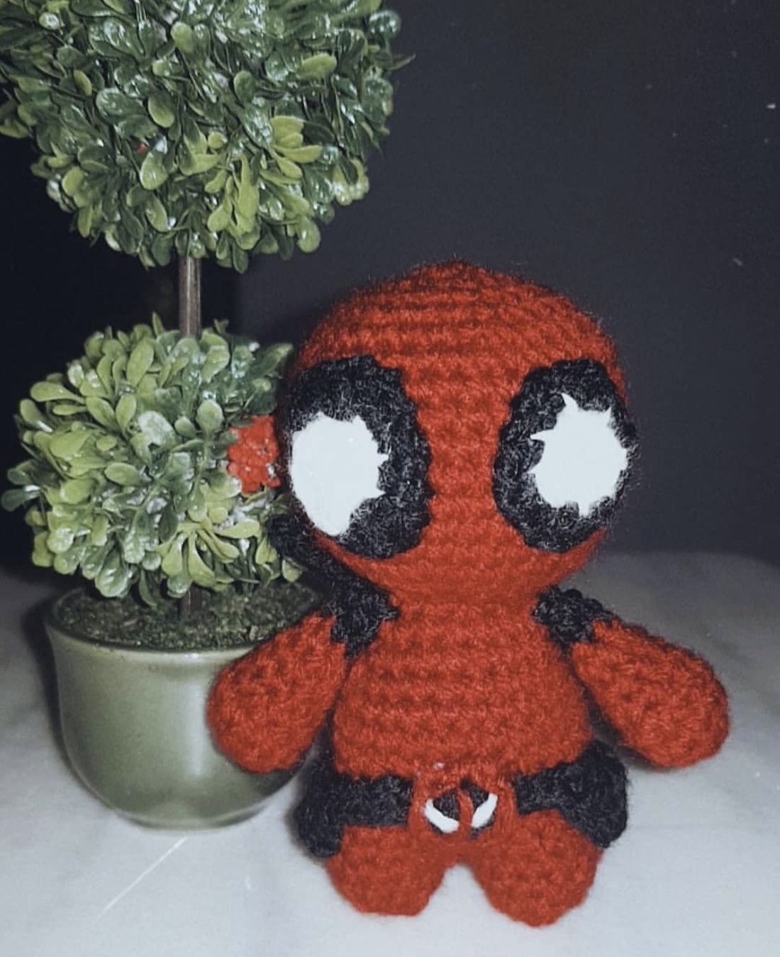 Papusa crosetata Deadpool - jucării și echipamente pentru copii - plușuri - păpușă croșetată, păpușă de pluș - Artynos.ro Papusa crosetata Deadpool - jucării și echipamente pentru copii - plușuri - păpușă croșetată, păpușă de pluș - Artynos.ro