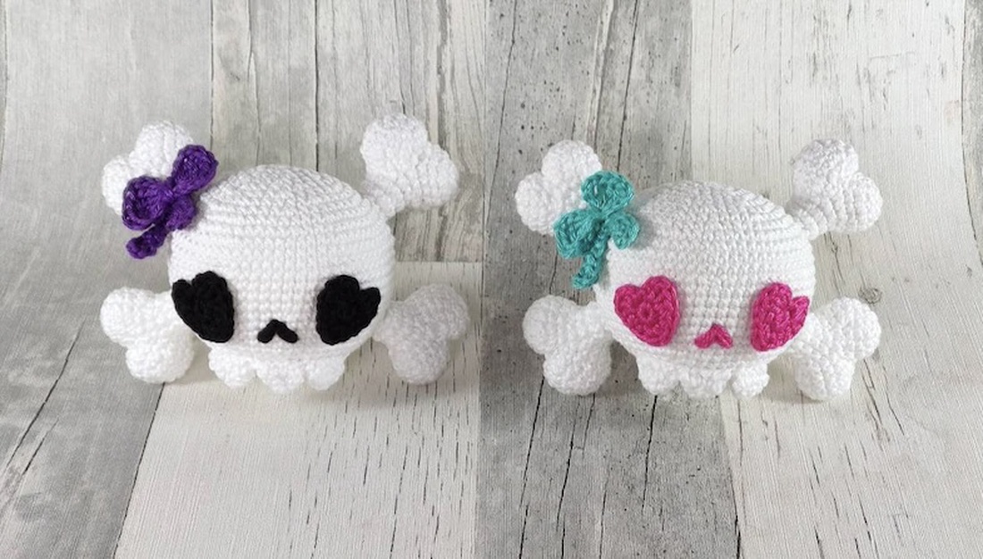 Breloc crosetat Skull - geantă și husă - accesorii genți - breloc - Artynos.ro Breloc crosetat Skull - geantă și husă - accesorii genți - breloc - Artynos.ro
