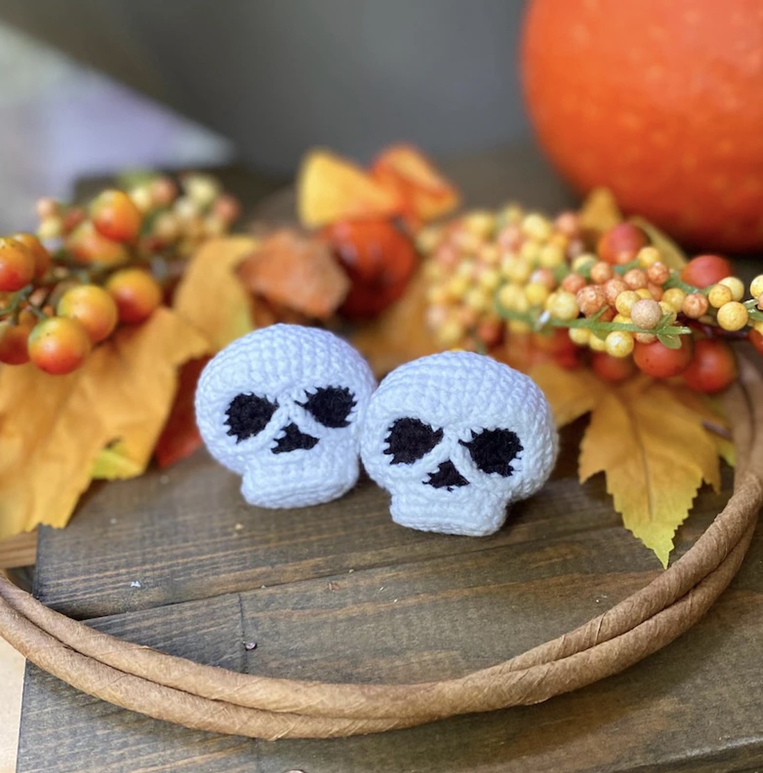 Breloc crosetat Skull - geantă și husă - accesorii genți - breloc - Artynos.ro Breloc crosetat Skull - geantă și husă - accesorii genți - breloc - Artynos.ro