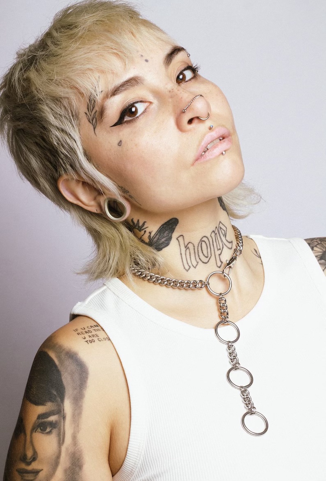 Colier tip choker - bijuterii - coliere - coliere lungi - Artynos.ro Colier tip choker - bijuterii - coliere - coliere lungi - Artynos.ro