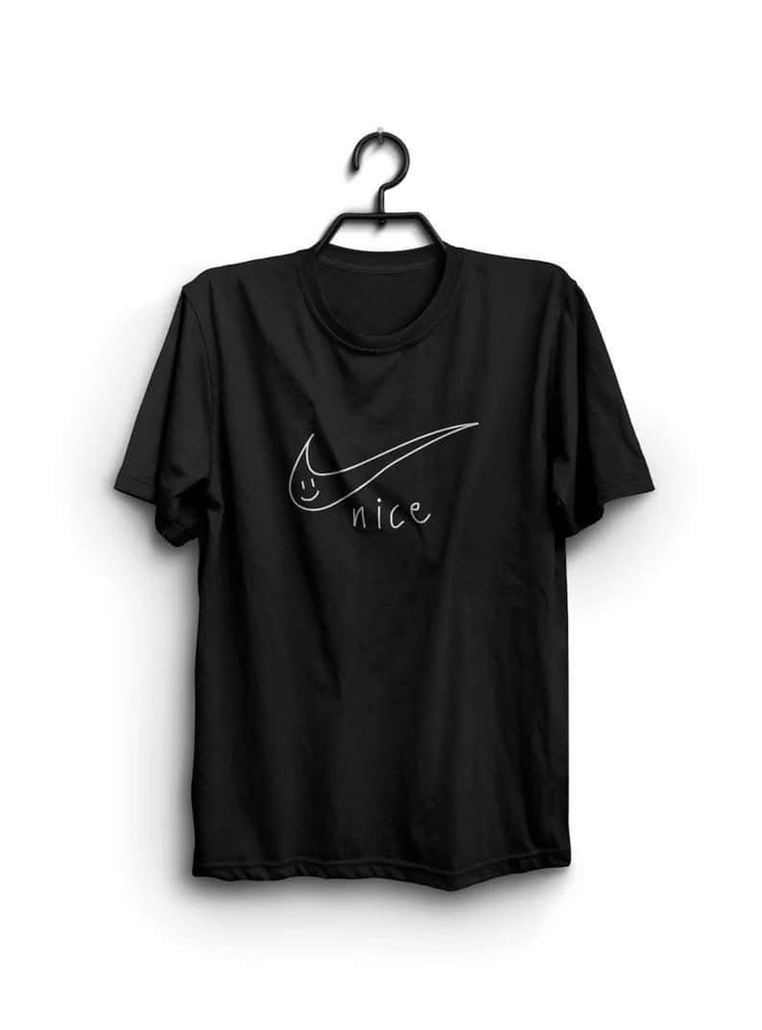 Tricou unisex brodat manual - îmbrăcăminte și modă - haine damă - tricou și top de damă - Artynos.ro Tricou unisex brodat manual - îmbrăcăminte și modă - haine damă - tricou și top de damă - Artynos.ro