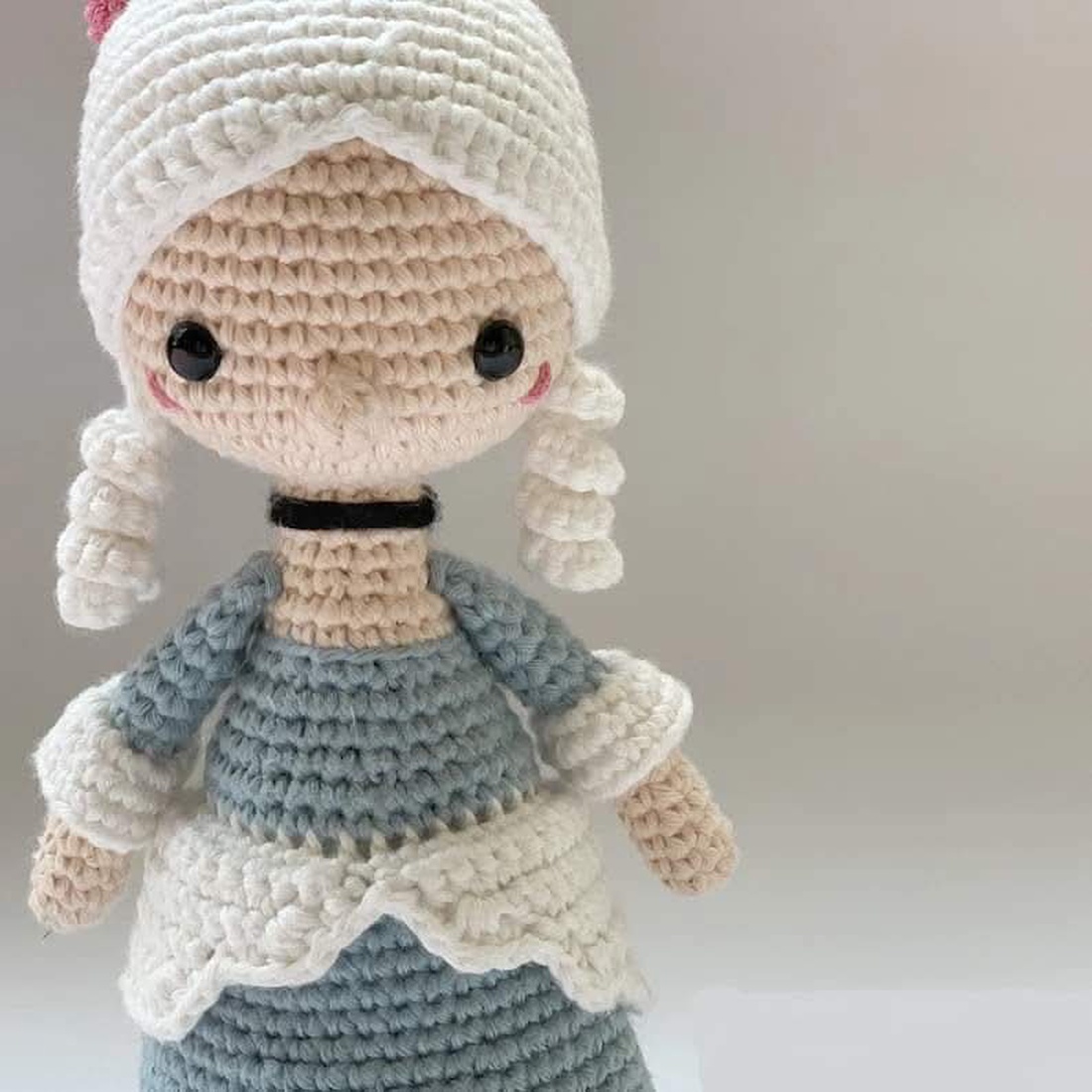 Papusa crosetata Maria Antoaneta - jucării și echipamente pentru copii - plușuri - păpușă croșetată, păpușă de pluș - Artynos.ro Papusa crosetata Maria Antoaneta - jucării și echipamente pentru copii - plușuri - păpușă croșetată, păpușă de pluș - Artynos.ro
