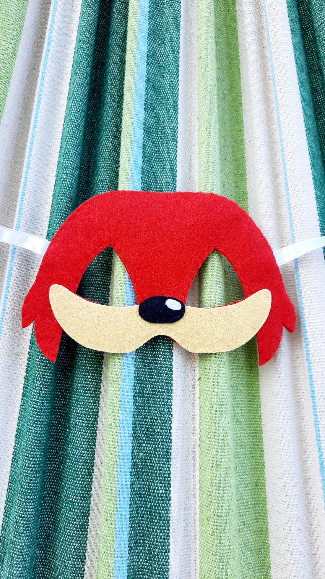 Knuckles - dușmanul lui Sonic costum de Halloween pentru băieți - îmbrăcăminte și modă - costume și măști de carnaval - costume - Artynos.ro Knuckles - dușmanul lui Sonic costum de Halloween pentru băieți - îmbrăcăminte și modă - costume și măști de carnaval - costume - Artynos.ro