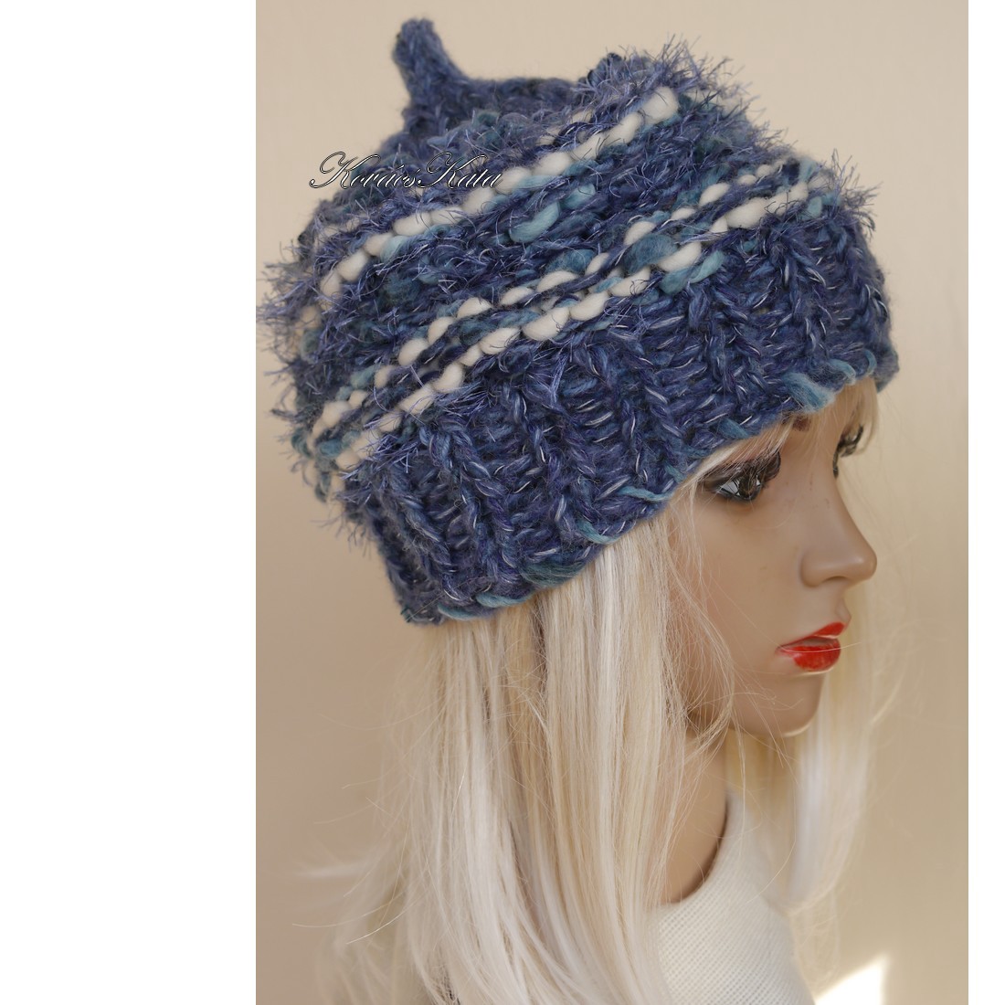 LUCA-SAPI / albastru - Șapcă din lână cu design boem tricotat manual - îmbrăcăminte și modă - eșarfe, pălării, fularuri - căciulă - Artynos.ro