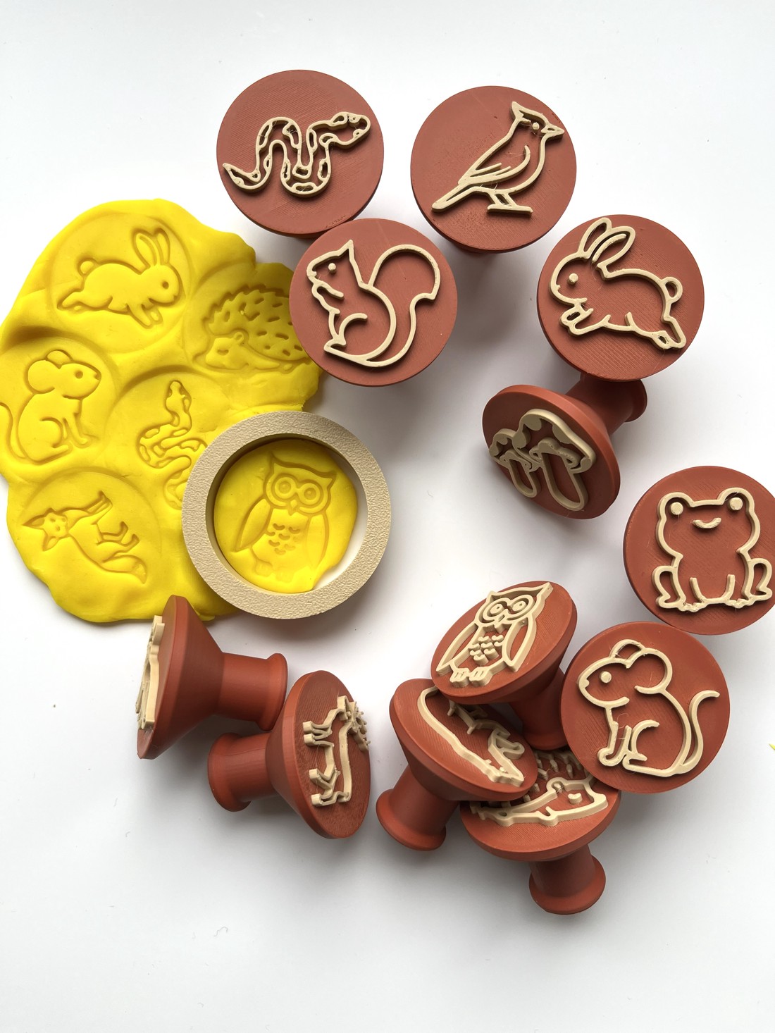 Set de ștampile și forme pentru fursecuri cu animale de pădure � căprioară, vulpe, bufniță și alte animale de pădure  - jucării și echipamente pentru copii - jocuri de gândire - jocuri educative - Artynos.ro