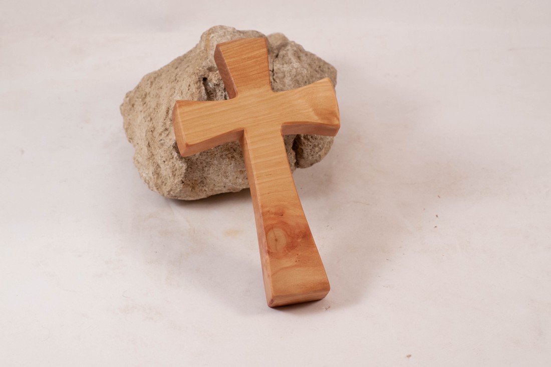 cruce din lemn, cruce de perete  -  - Artynos.ro