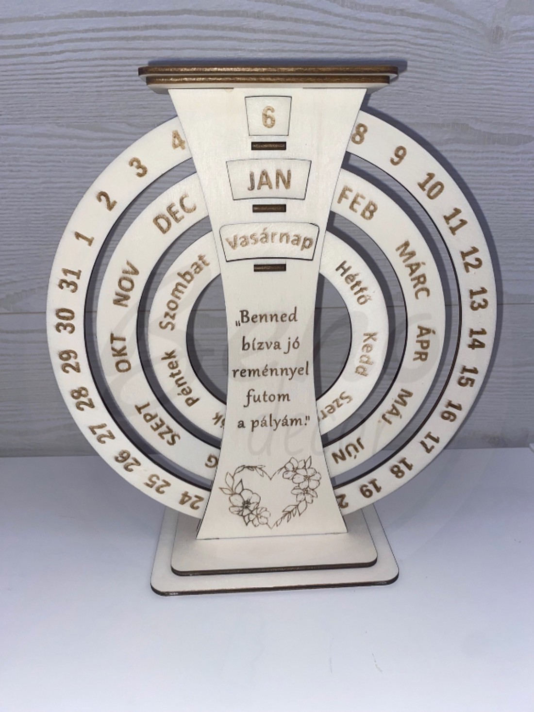 Calendar perpetuu - cu text - casă & stil de viață - accesorii pentru decorat casa - decorațiuni de pereți, decorațiuni suspendate - calendar perete - Artynos.ro Calendar perpetuu - cu text - casă & stil de viață - accesorii pentru decorat casa - decorațiuni de pereți, decorațiuni suspendate - calendar perete - Artynos.ro