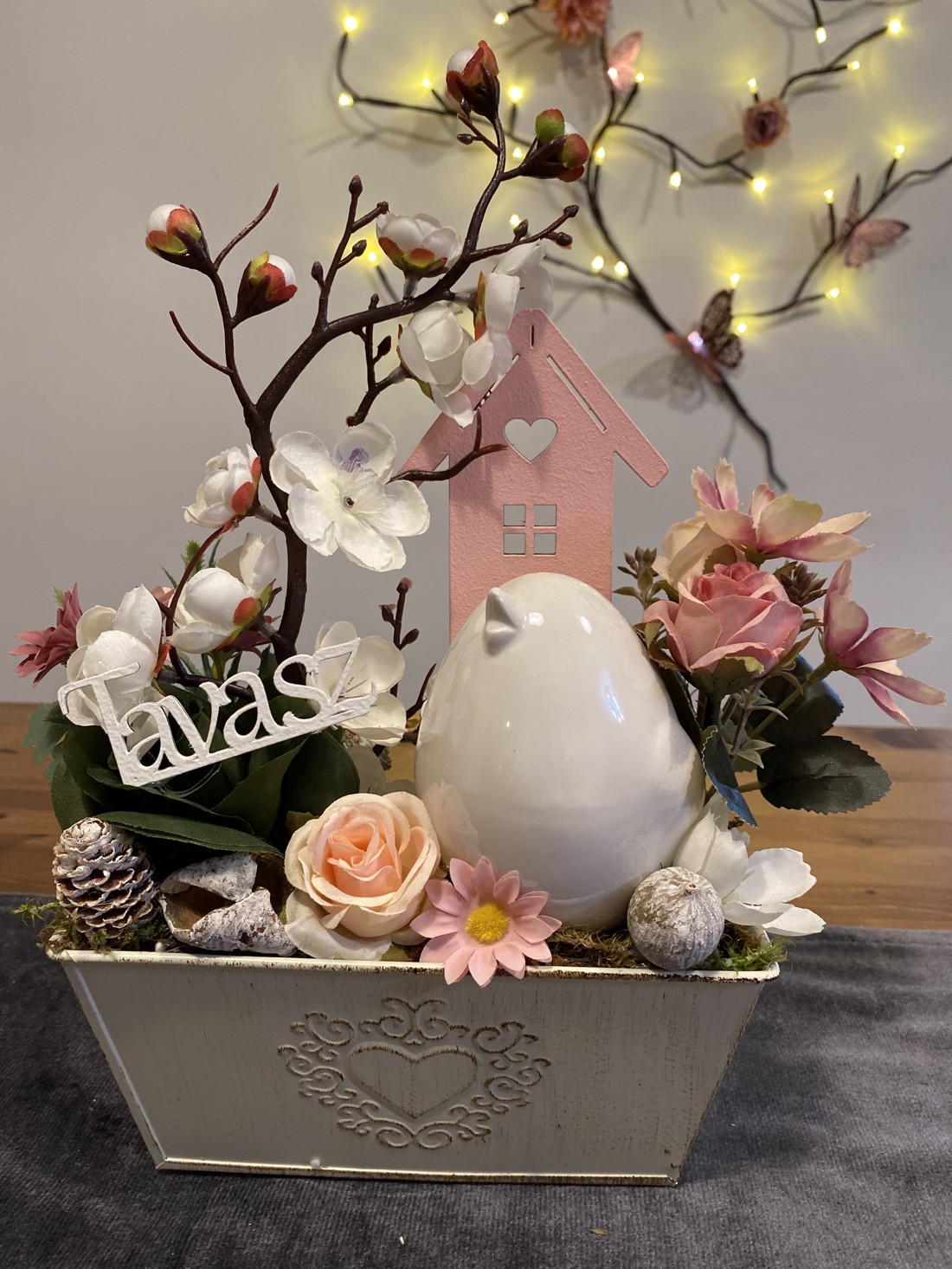 Decorațiuni florale de primăvară pentru masă  - casă & stil de viață - decorațiuni de casă - accesorii florale - flori în ghiveci - Artynos.ro