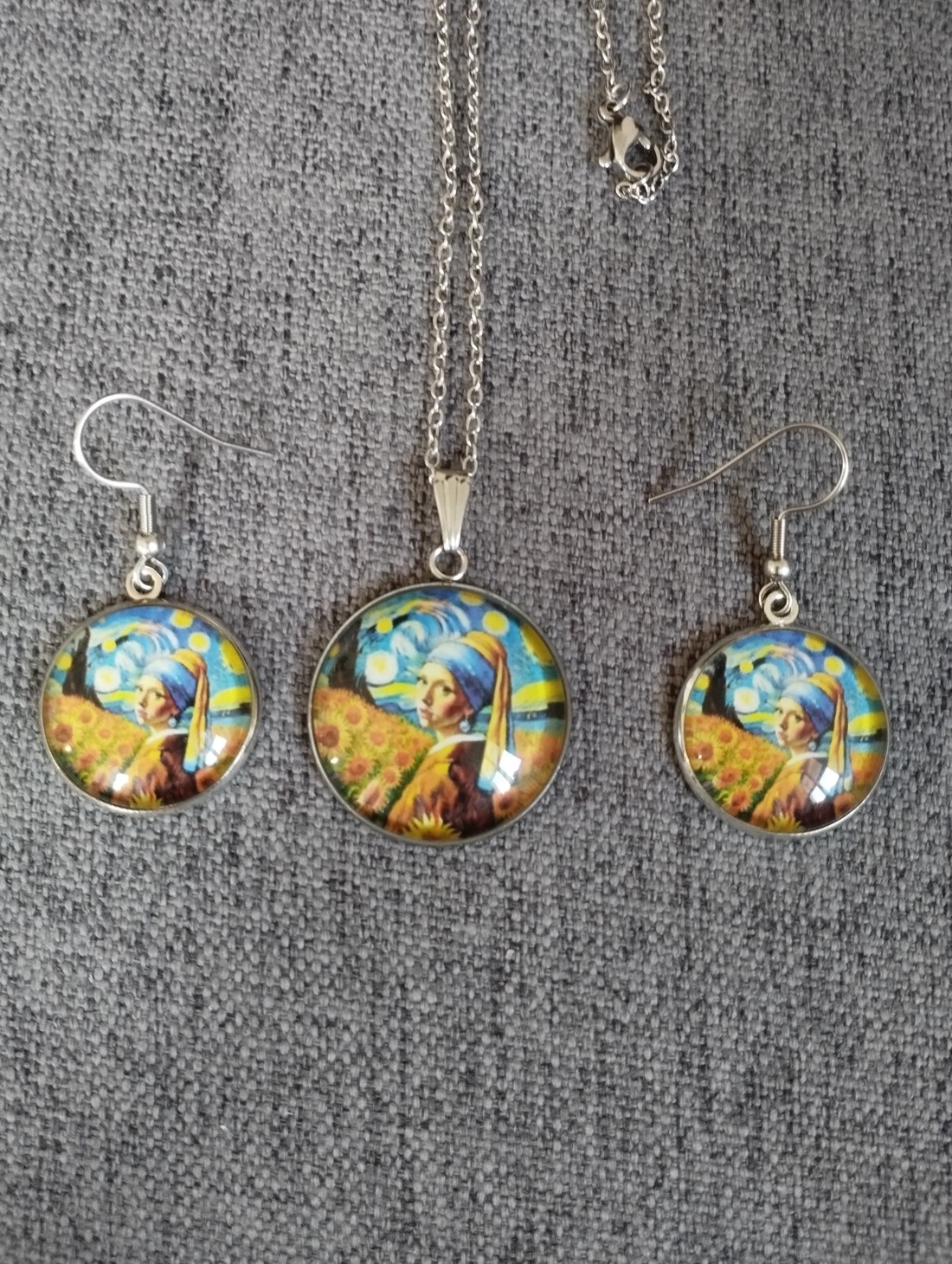 Lentile de sticlă, colier din oțel medical și set de cercei inspirat de Van Gogh și Vermeer -  - Artynos.ro