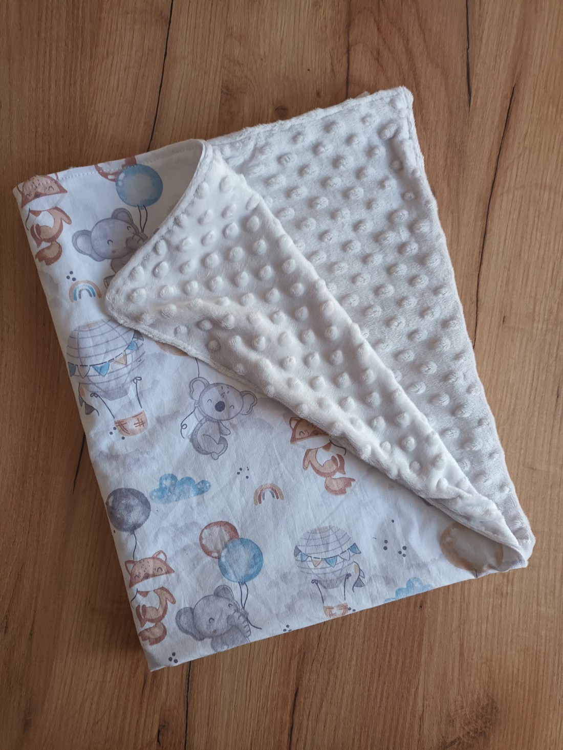 Pătură pentru bebeluși cu două fețe, cu elefanți gri -  - Artynos.ro