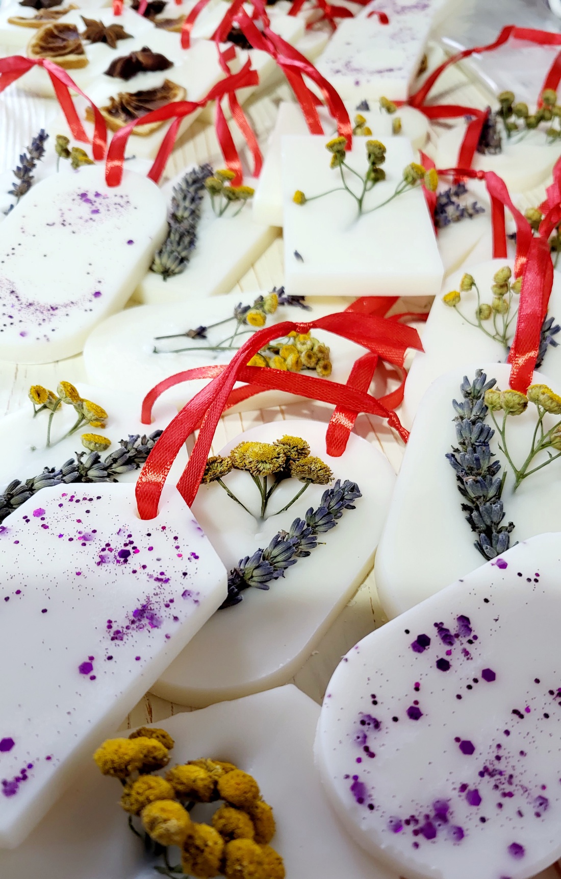 Tablete odorizante pentru dulap - casă & stil de viață - lumânări, parfumuri, arome - ceară parfumată - Artynos.ro