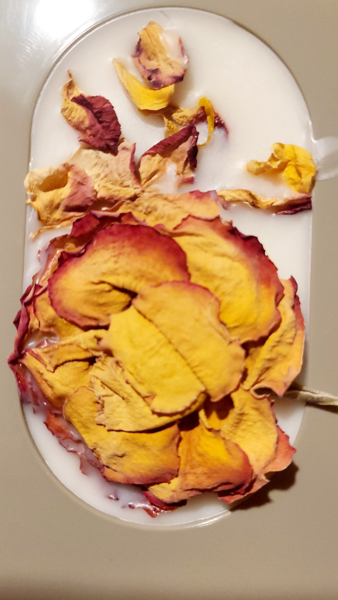 Odorizant dulap cu bujor - casă & stil de viață - lumânări, parfumuri, arome - lumânare - lumânări artizanale - Artynos.ro