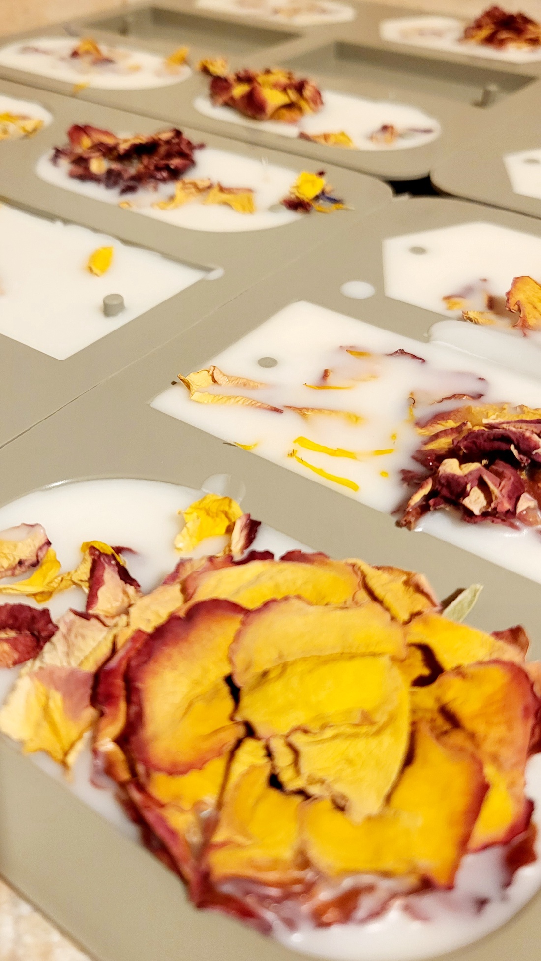 Odorizant dulap cu bujor - casă & stil de viață - lumânări, parfumuri, arome - lumânare - lumânări artizanale - Artynos.ro