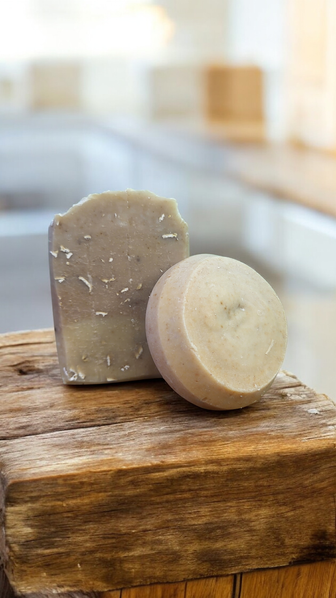 Ovăz si Lavandă � Săpun luxuriant exfoliant blând - igienă și înfrumusețare - săpunuri și articole de igienă - săpun artizanal - Artynos.ro