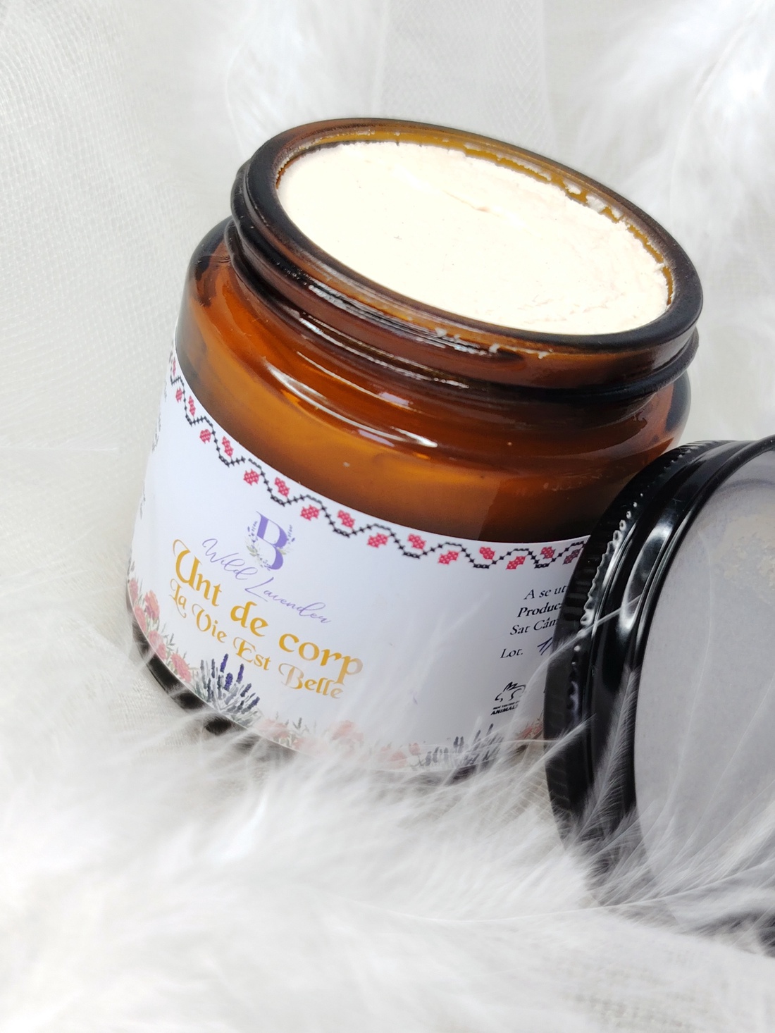 Unt de corp bătut � textură aerată, hidratare luxuriantă - igienă și înfrumusețare - produse de igienă personală - loțiune și unt de corp - Artynos.ro