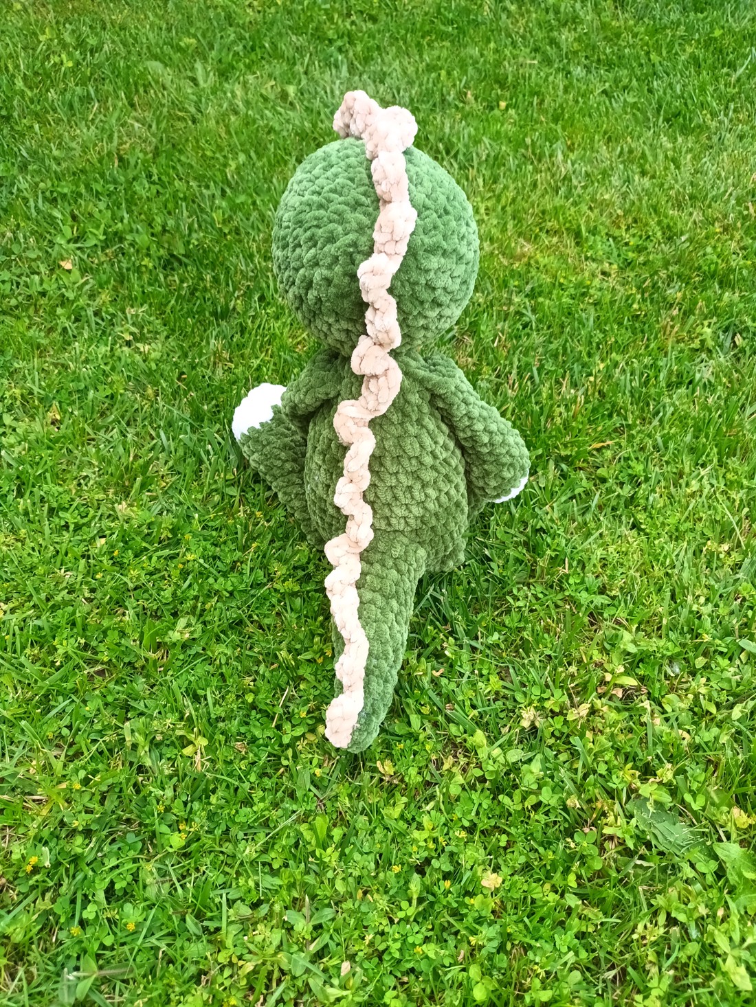 Dini, dinozaur de pluș amigurumi -  - Artynos.ro