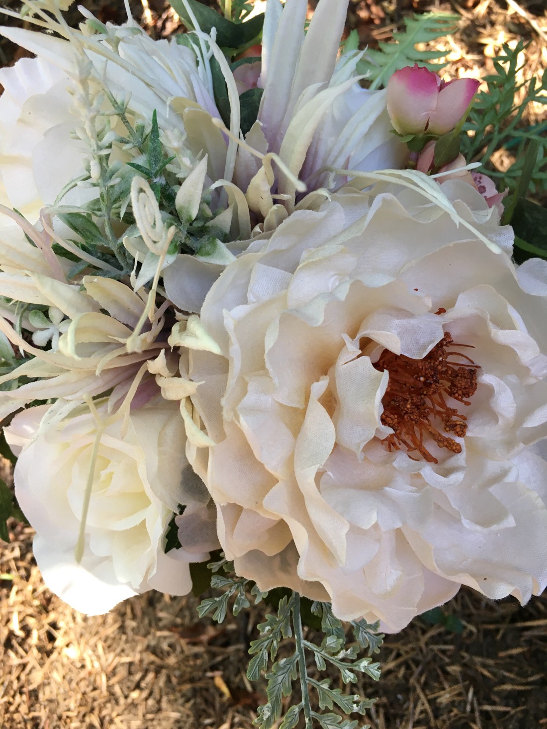 Buchet de mireasă - - Artynos.ro Buchet de mireasă - - Artynos.ro